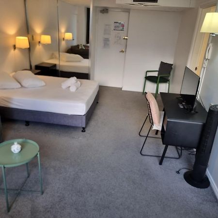 Accommodation Sydney - Hyde Park Plaza 38 College St シドニー エクステリア 写真