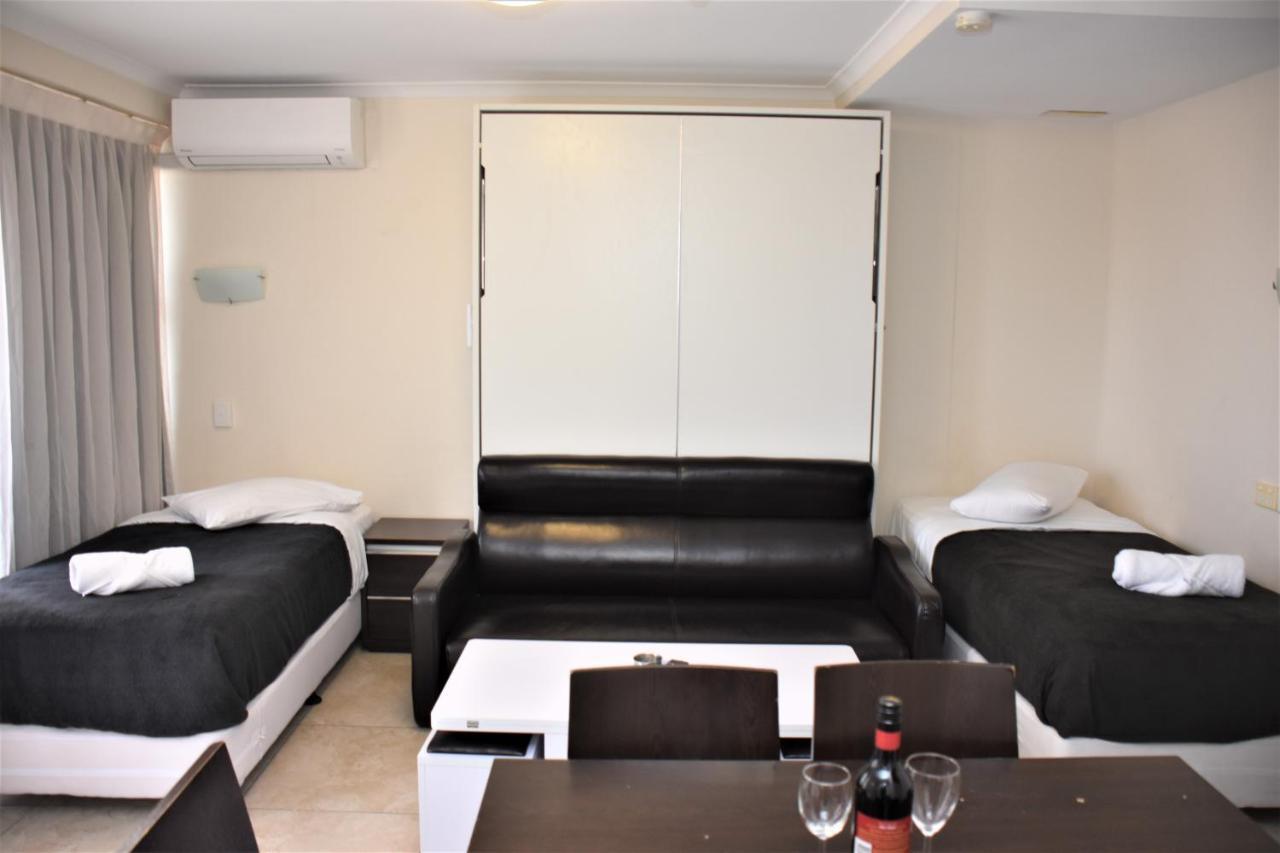 Accommodation Sydney - Hyde Park Plaza 38 College St シドニー エクステリア 写真