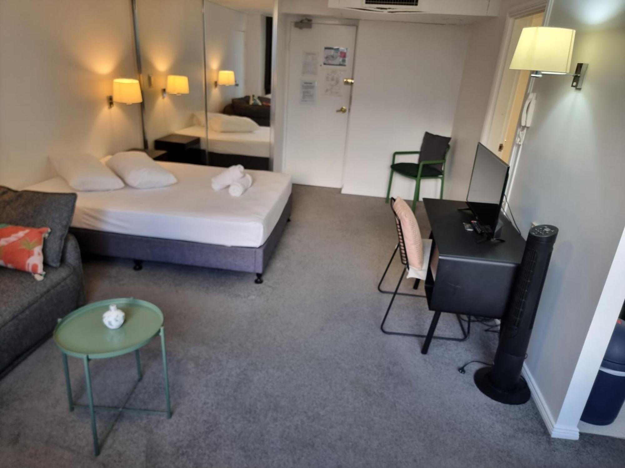 Accommodation Sydney - Hyde Park Plaza 38 College St シドニー エクステリア 写真
